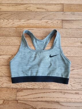Womens Nike Bra Size Small
